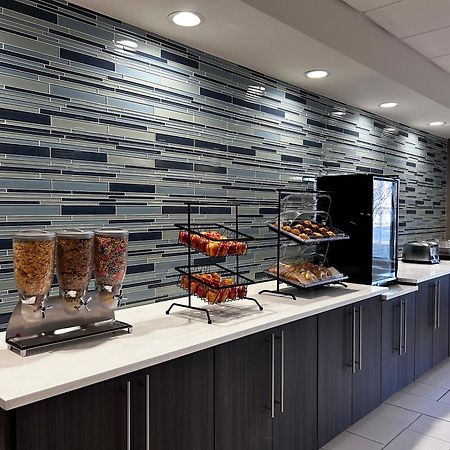 La Quinta Inn By Wyndham Columbia Se Fort Jackson Zewnętrze zdjęcie