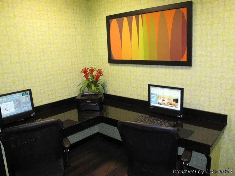 La Quinta Inn By Wyndham Columbia Se Fort Jackson Zewnętrze zdjęcie